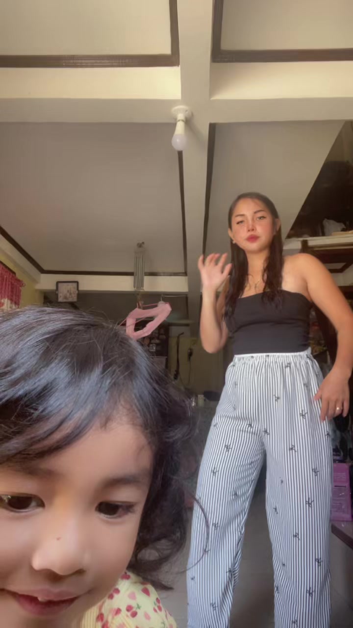 @Isla Miles🛍️