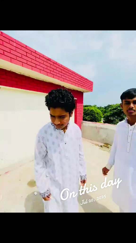 @নিউ আইরিন সুজ (কুটি বাজার)