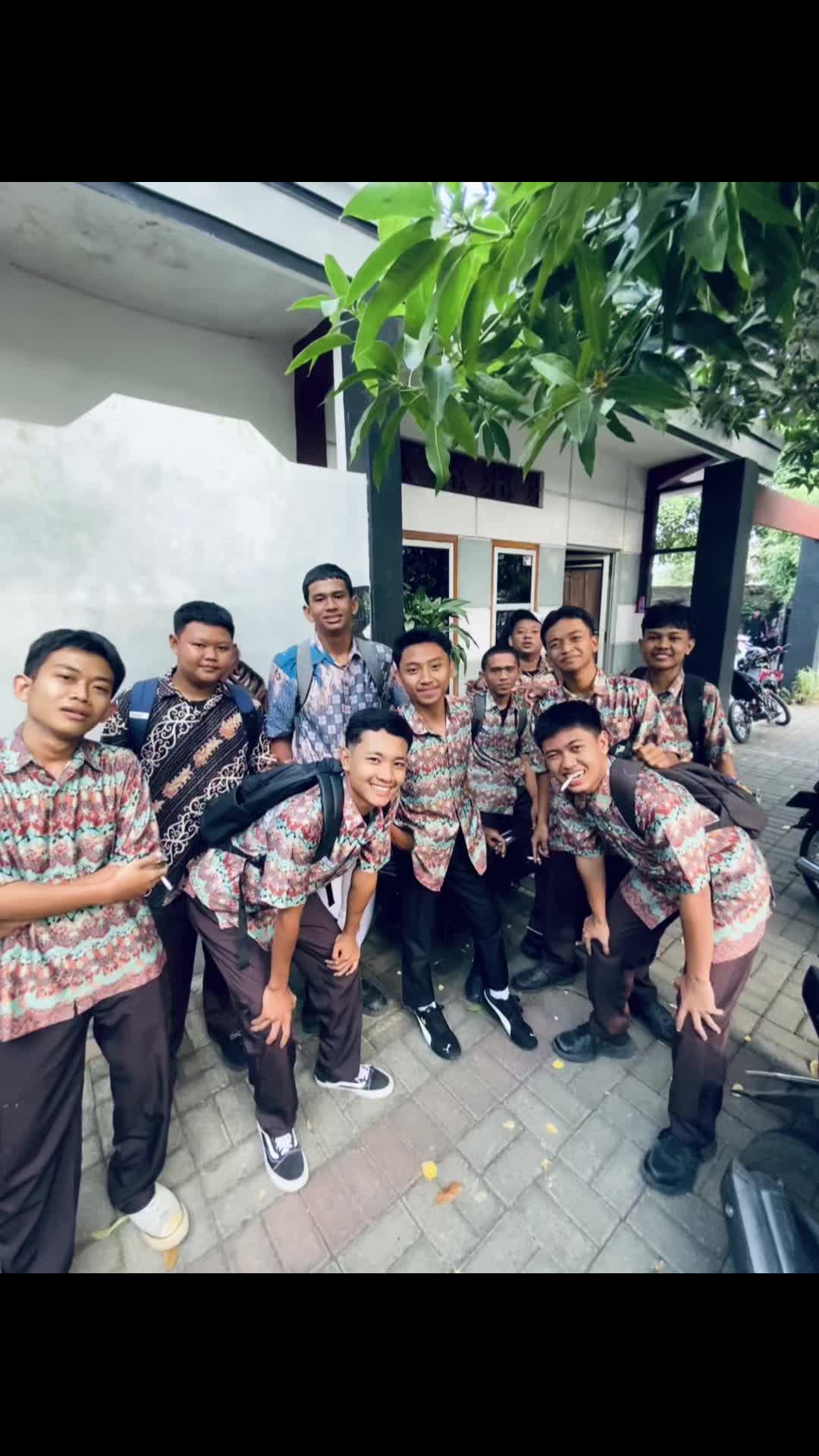 @Aboyy