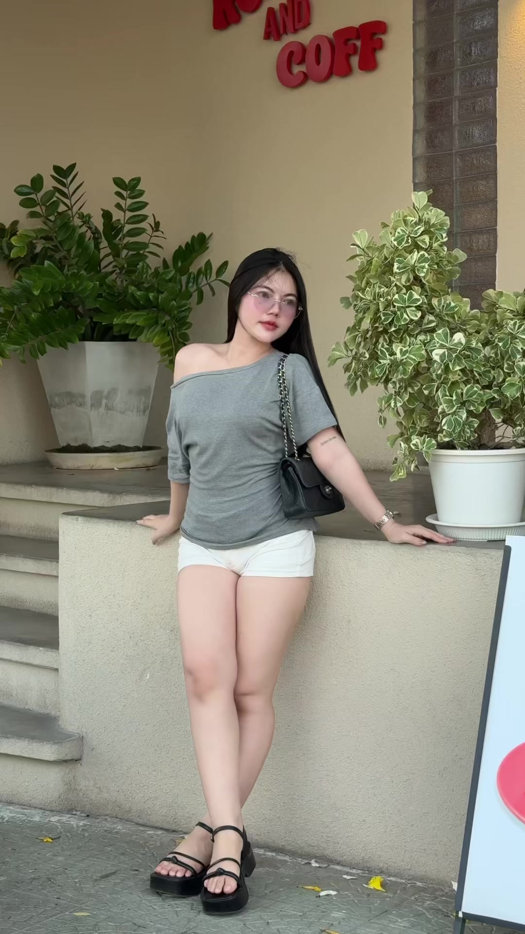 @อะบูดาบีอะบูดาบี
