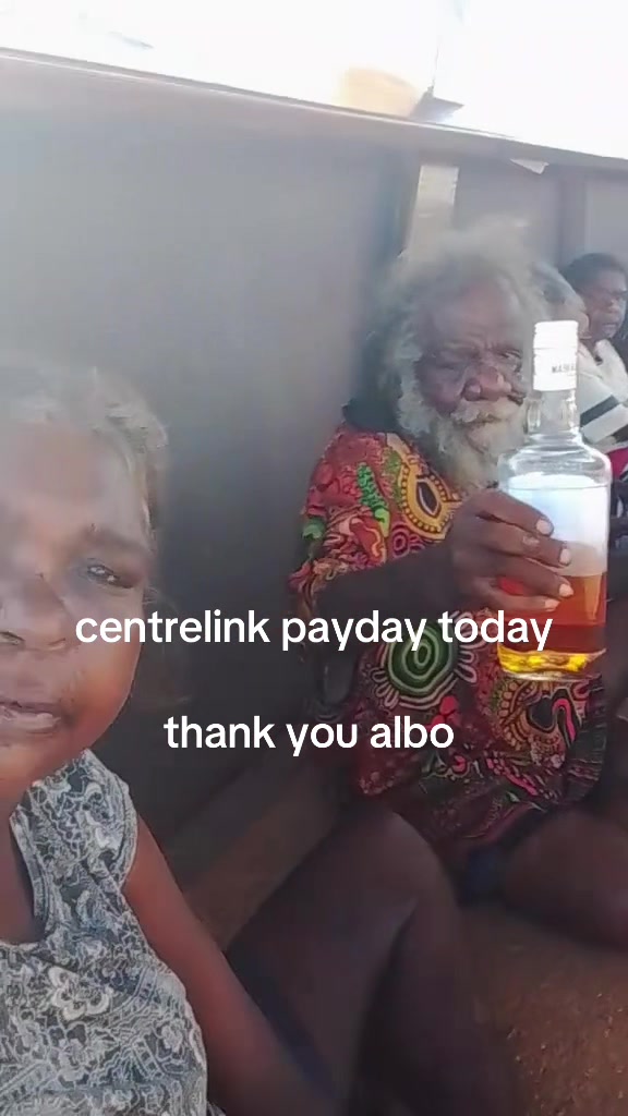 @Straya 🇦🇺
