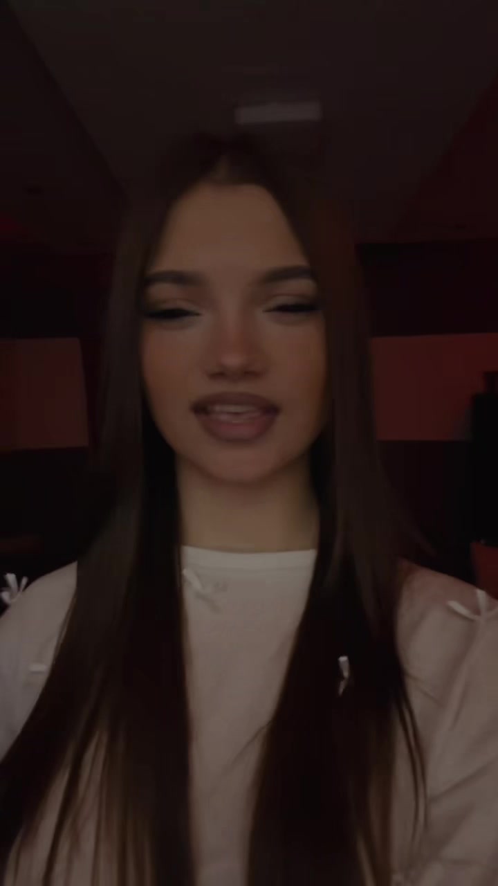 @Comi