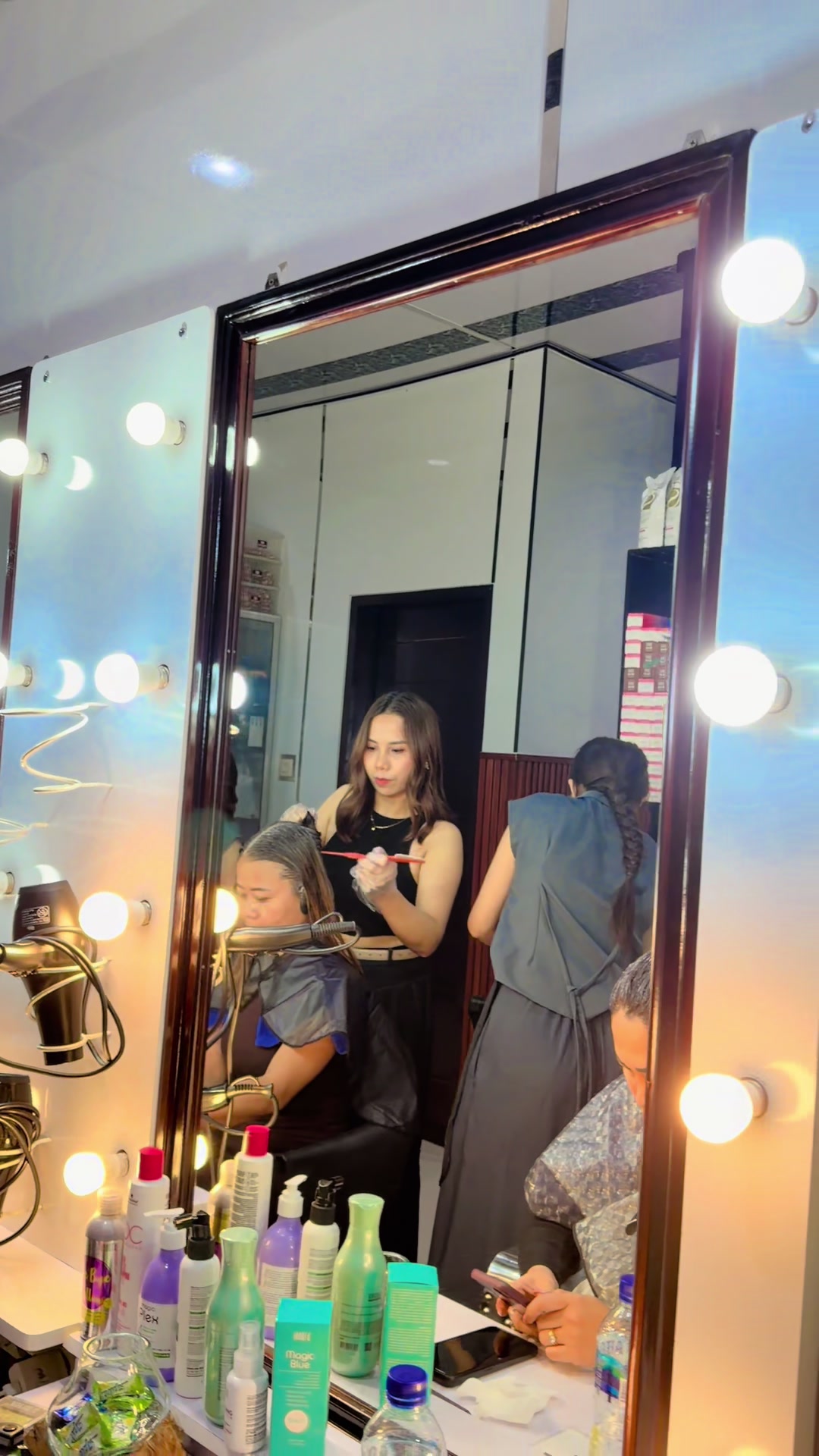 @Regina Wayan Salon