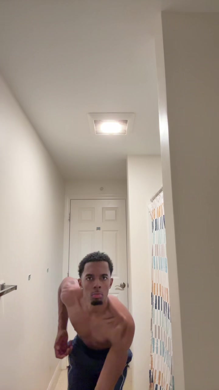 @notalexdachallenger