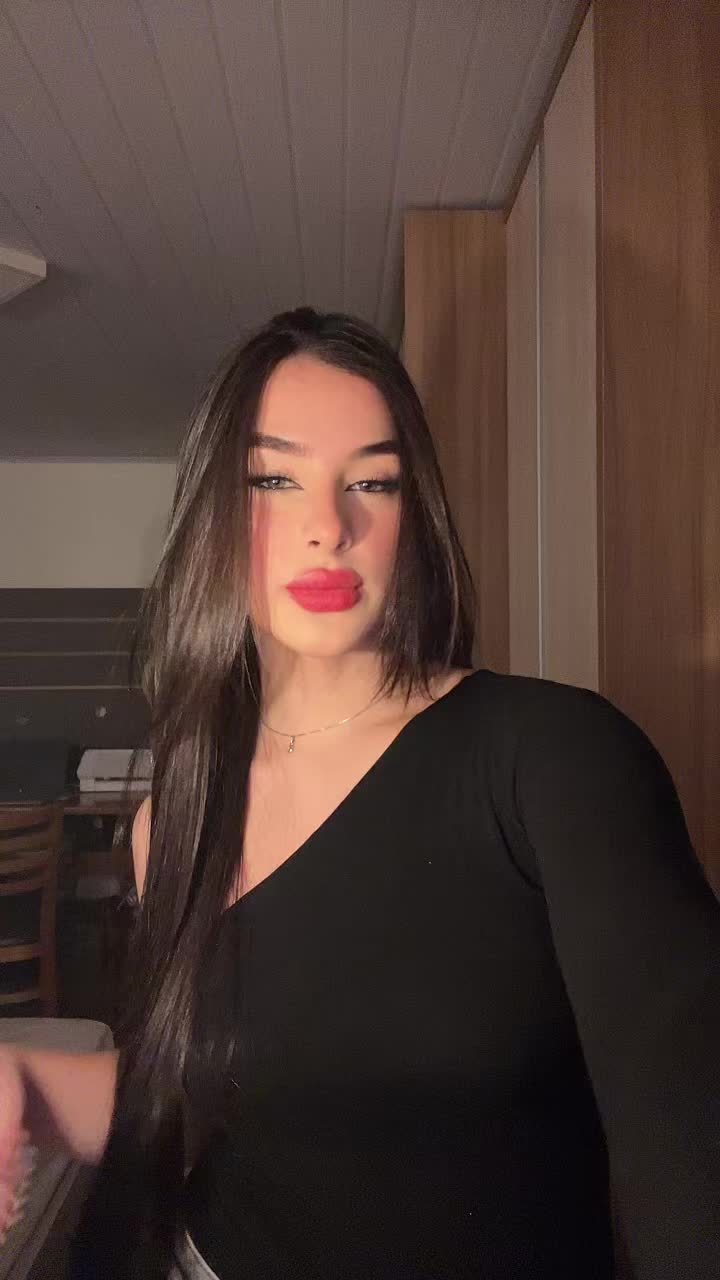 @Millena Constantino 🇧🇬