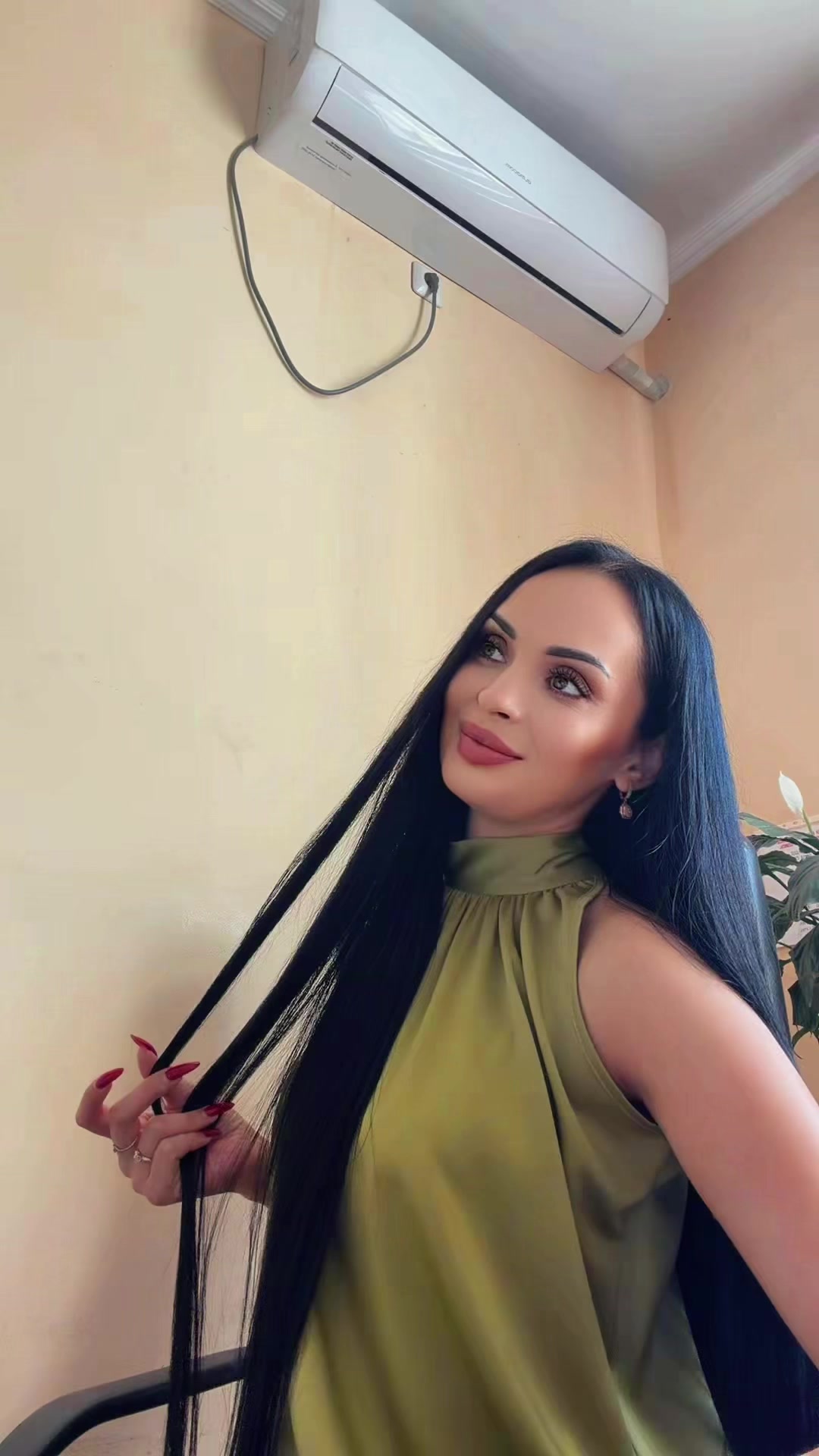 @Ⓔⓚⓐⓣⓔⓡⓘⓝⓐ