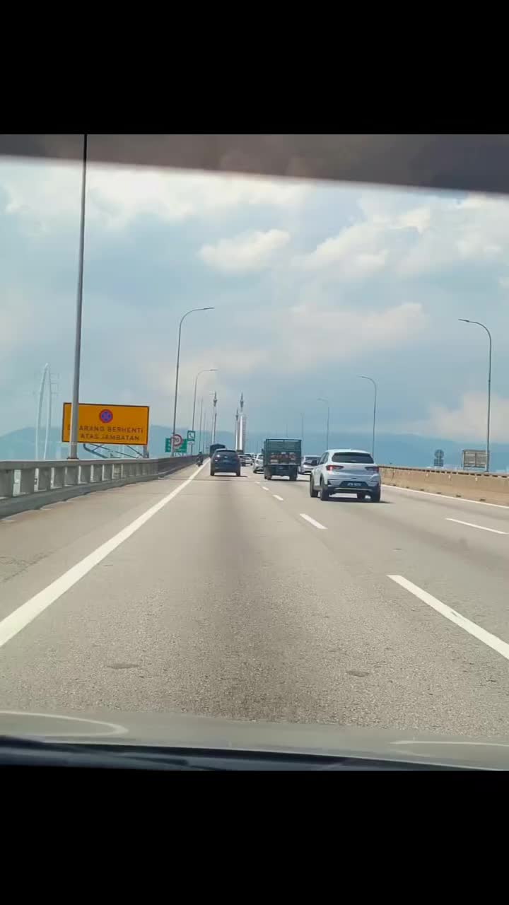 @AzriAzmi