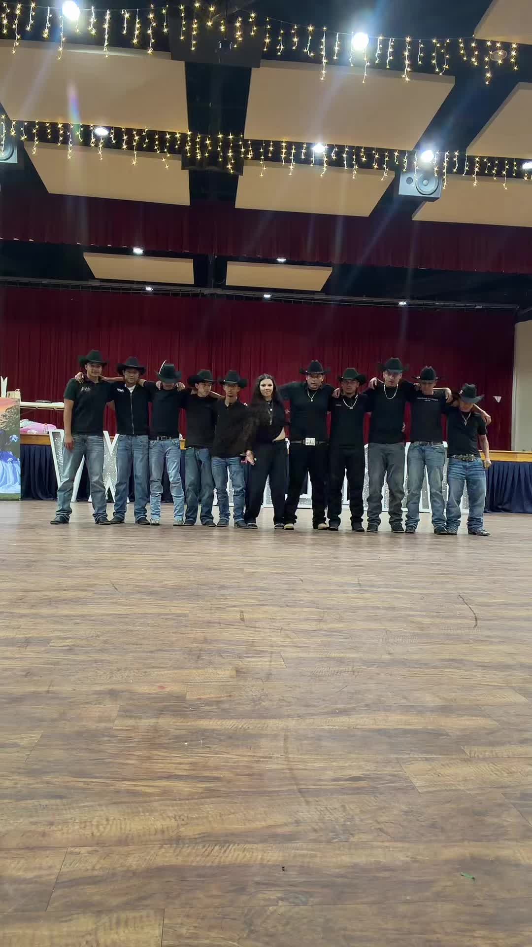 @ayyymarilyn