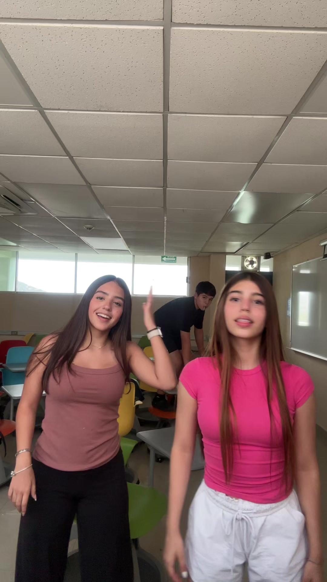 @Aitana