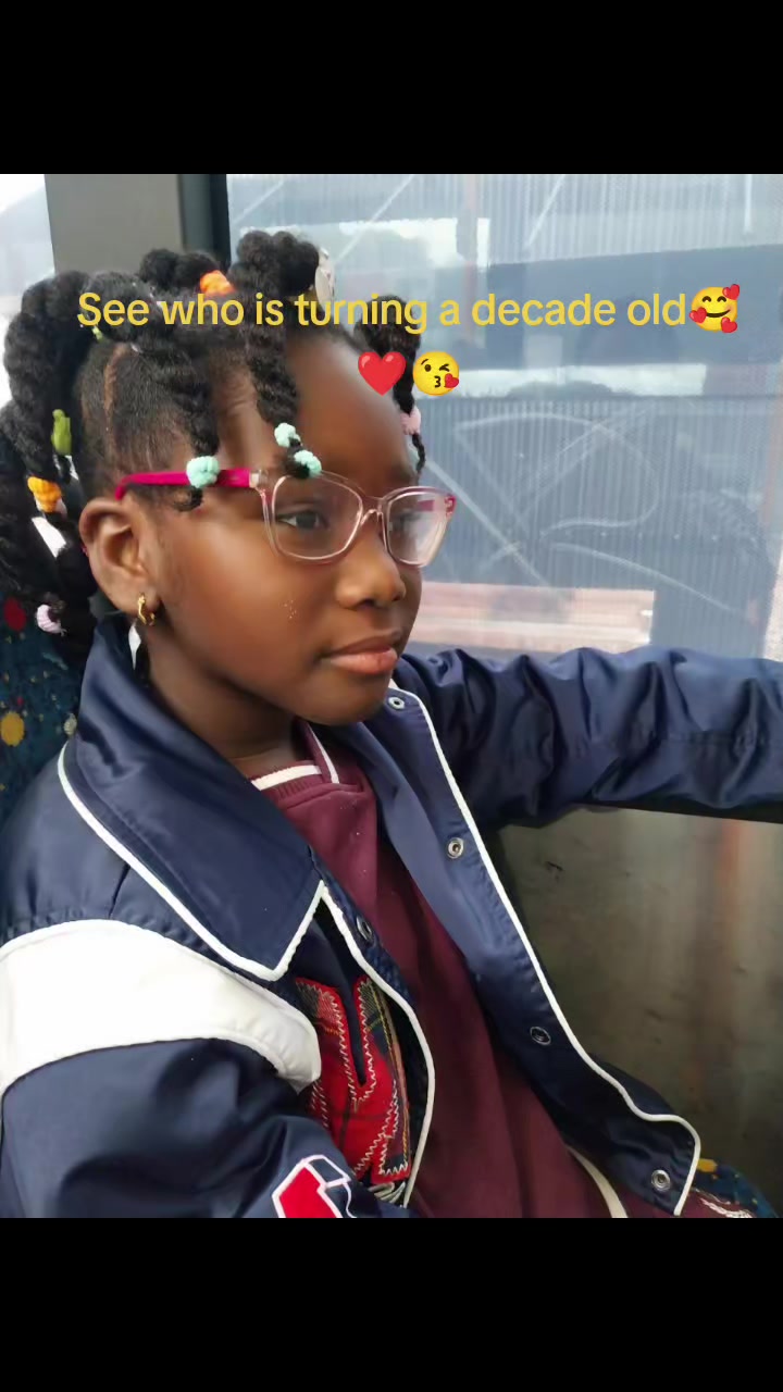 @chrissy_ajel