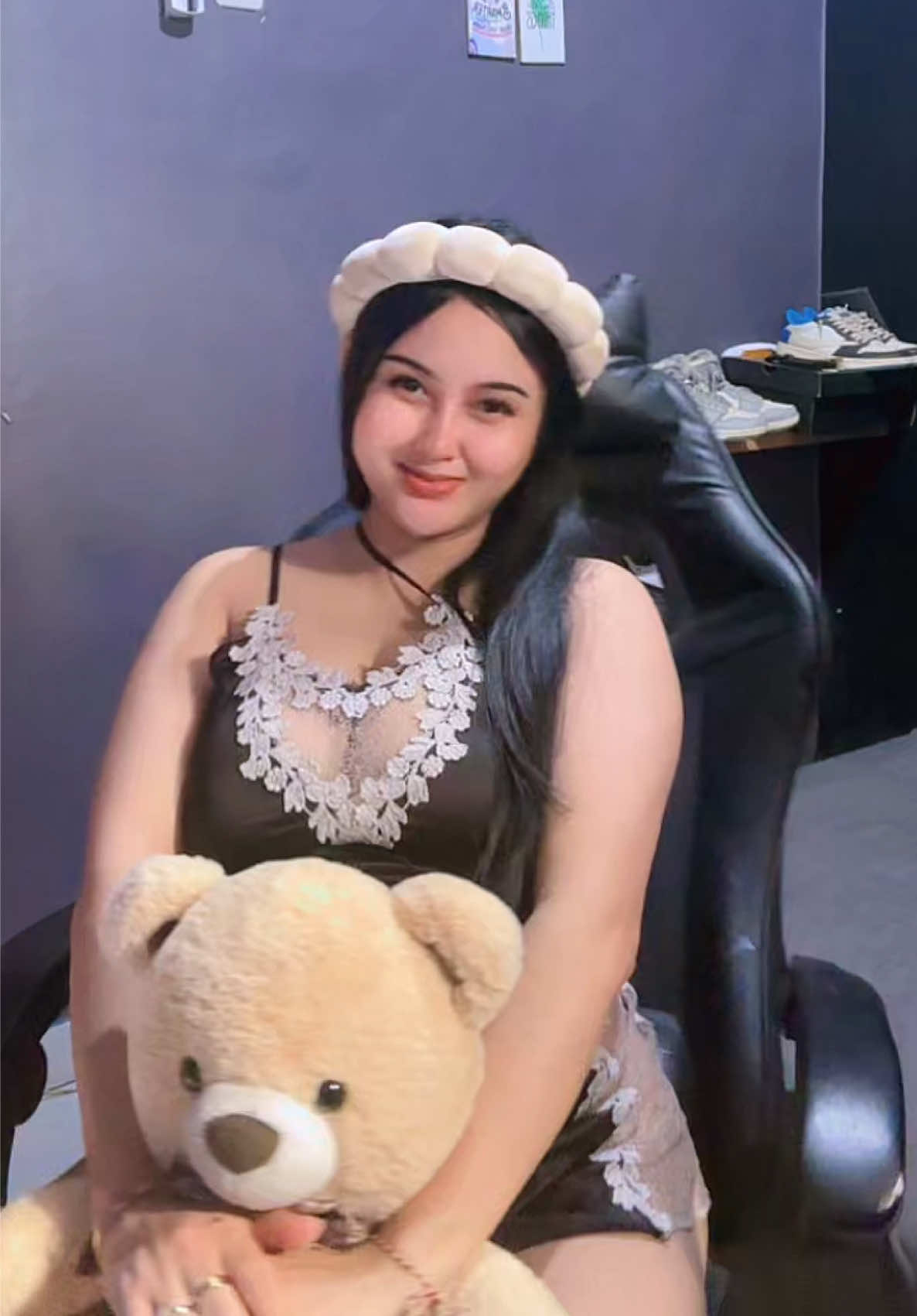 @Anisagandagita
