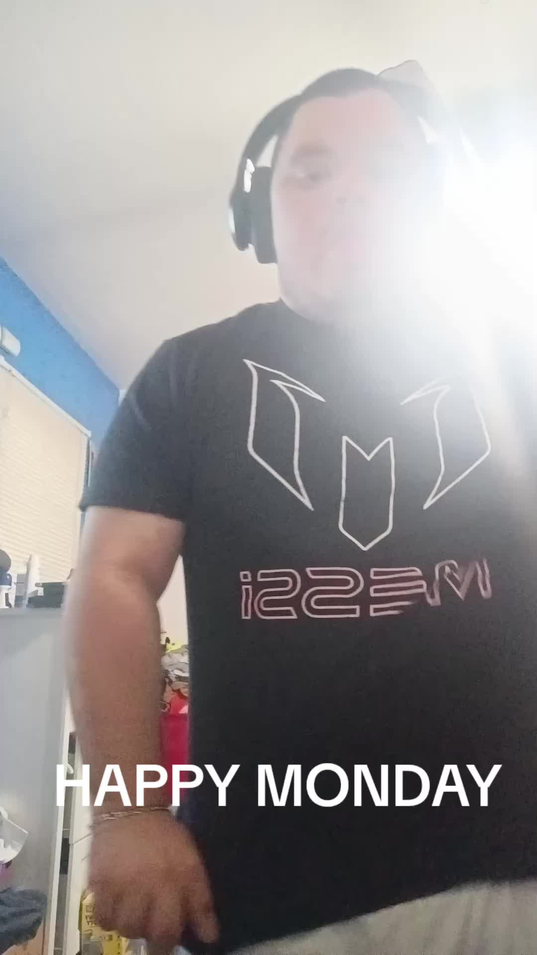 @Giovanni Diaz🇺🇲