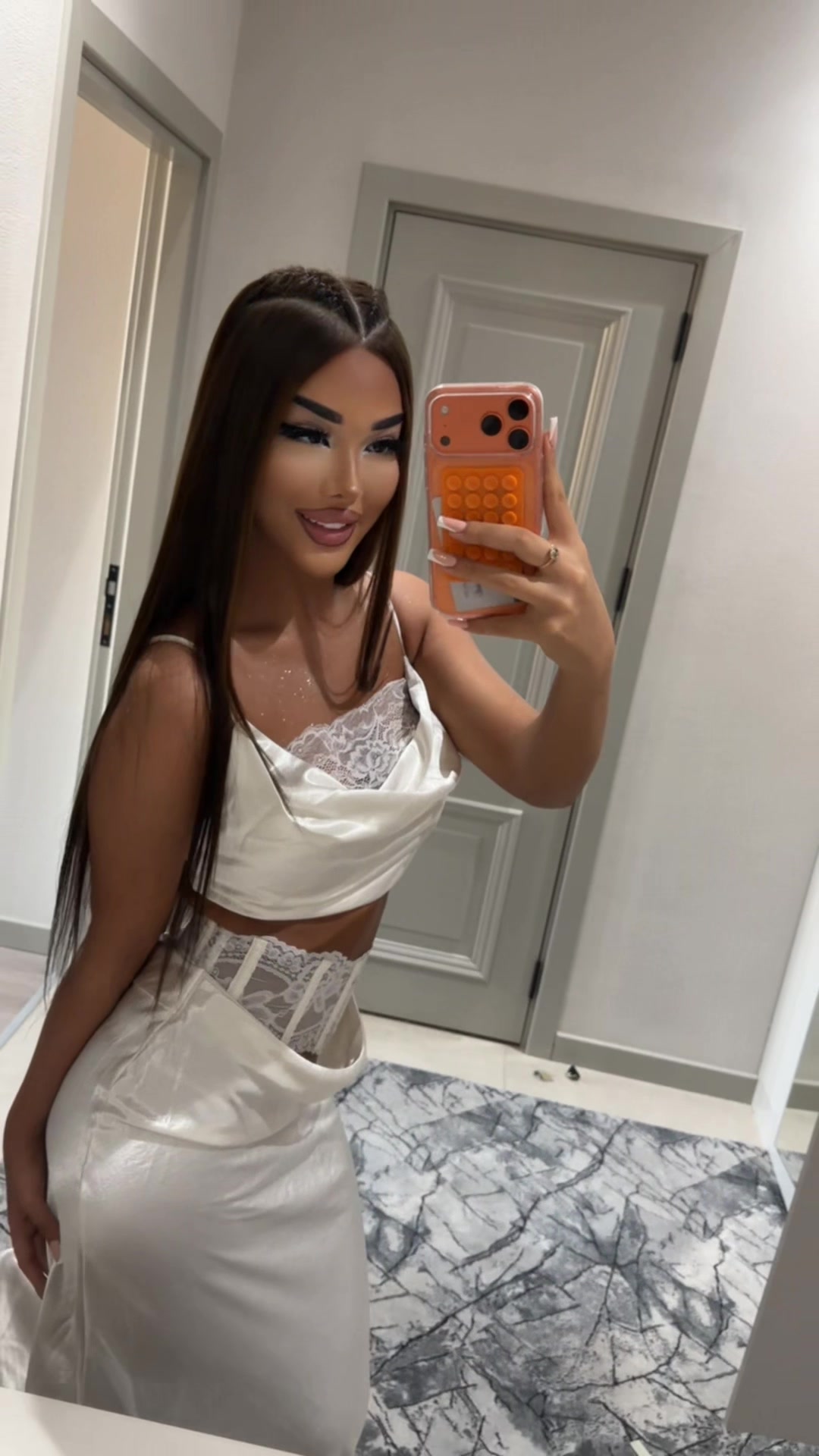 @𝓟𝓪𝓷𝓽𝓱𝓮𝓻𝓪 𝟎𝟖𝟐🖤