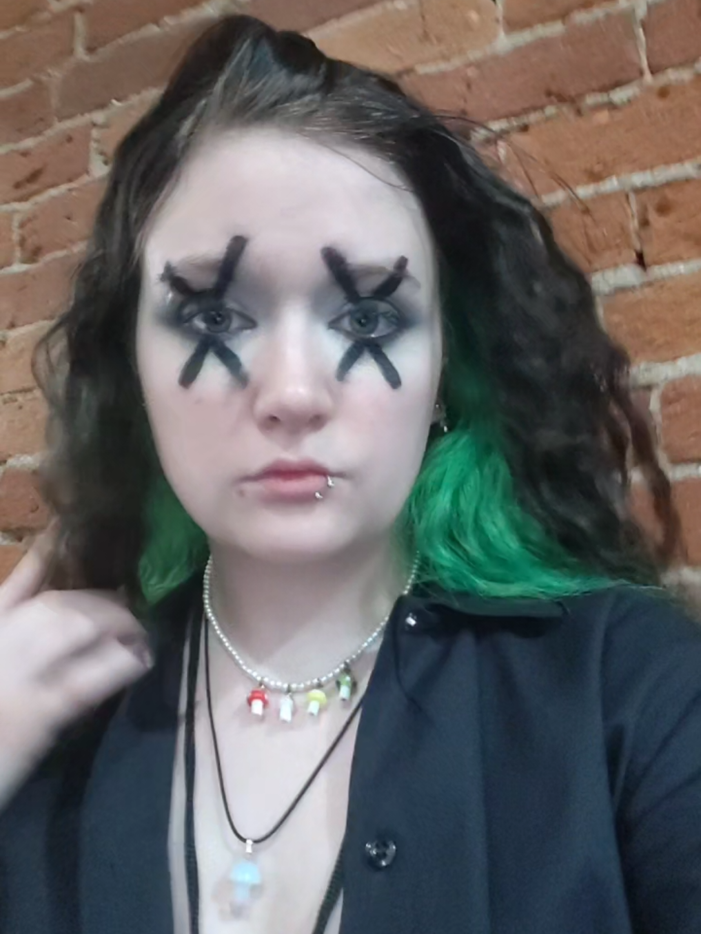 @Crimson_Ivy