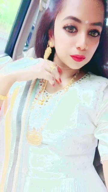 @💛🕊️SMILE_QUEEN🕊️💛