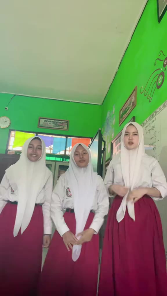 @Naura Putri Solehah