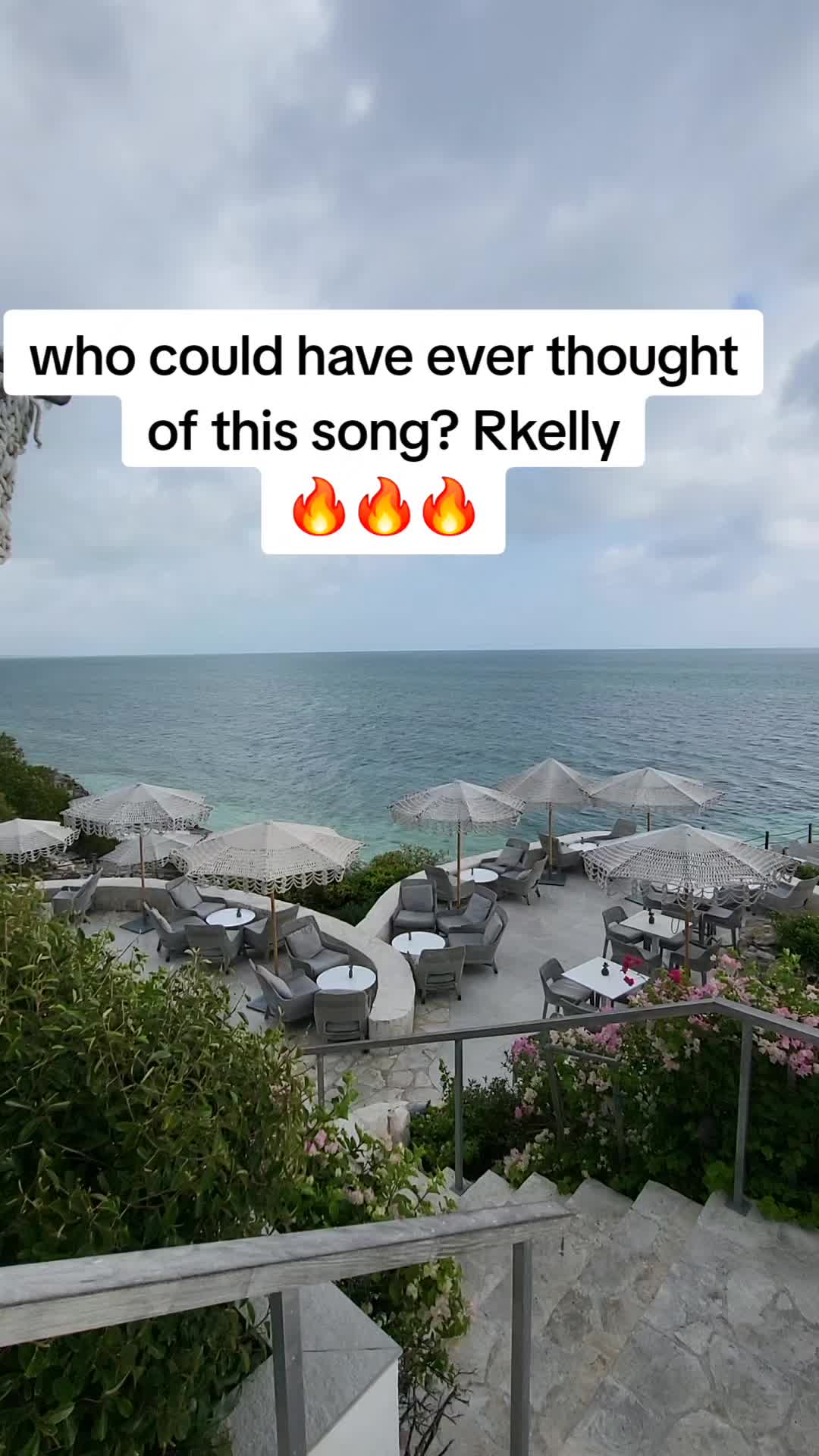 @MoMoney