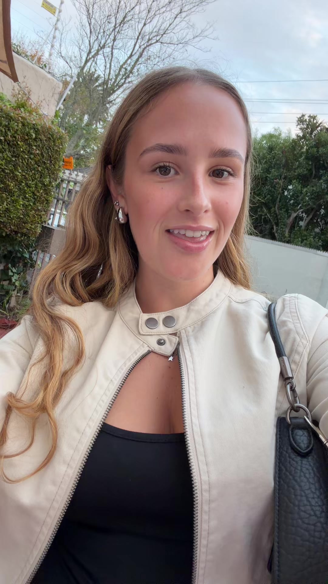 @Mia ⭐️