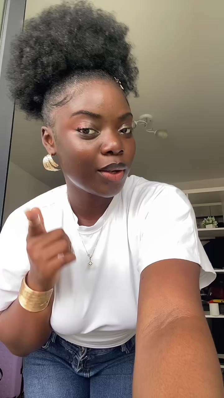 @𝒜𝓃𝓃_𝒶𝓇ℯ𝓃𝒶🎀ᥫ᭡