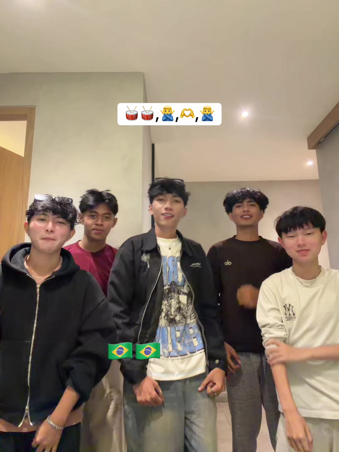 @MassDull_