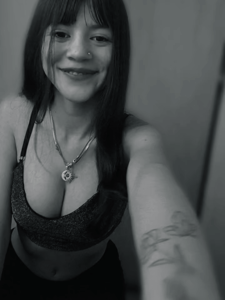 @🦋