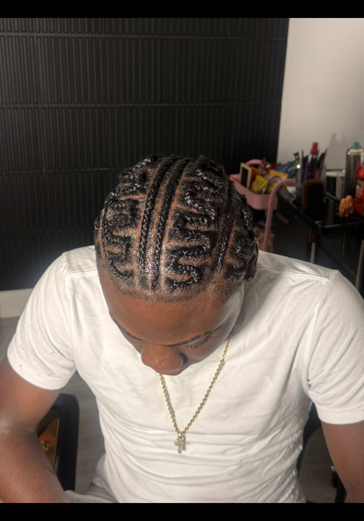 @Cape Cod Hairstylist ๐๐ฝโ๏ธ