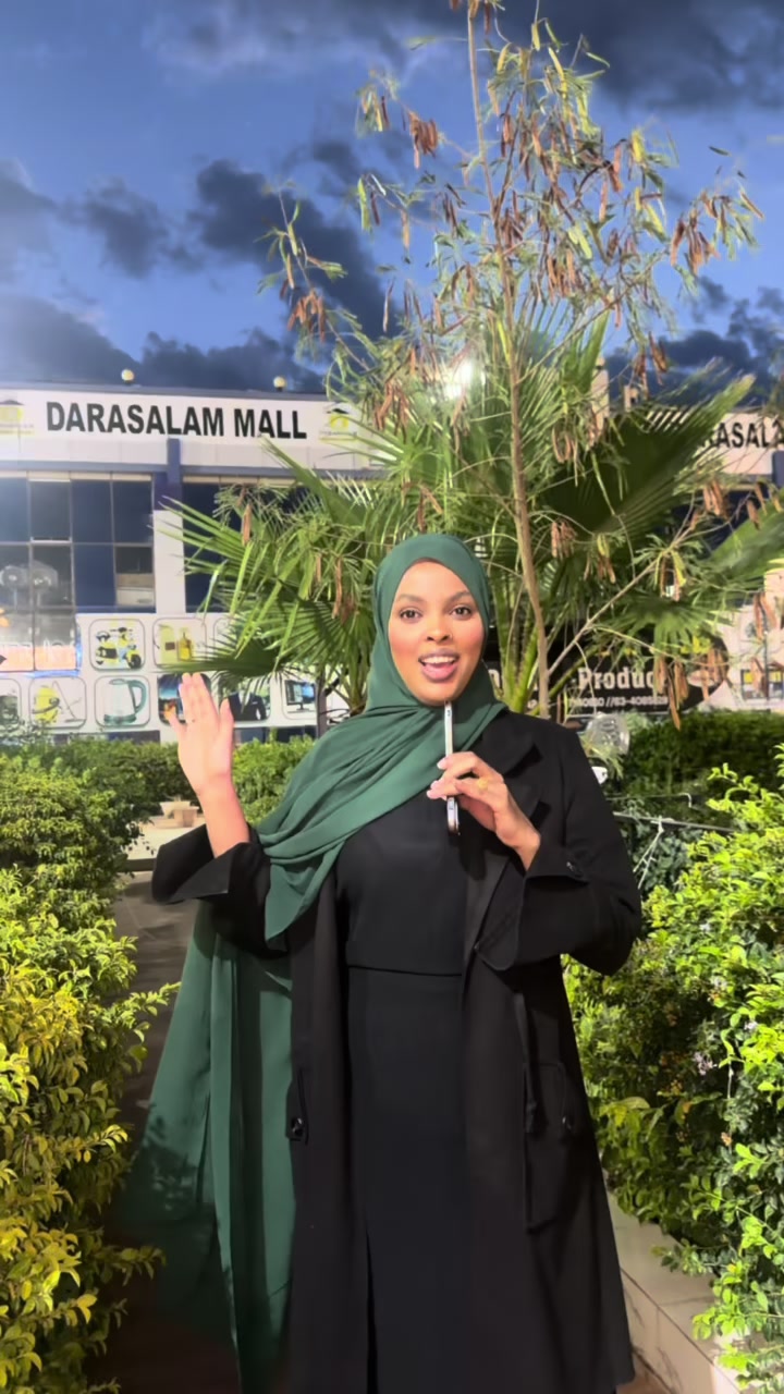 @Fadumo Riyaad