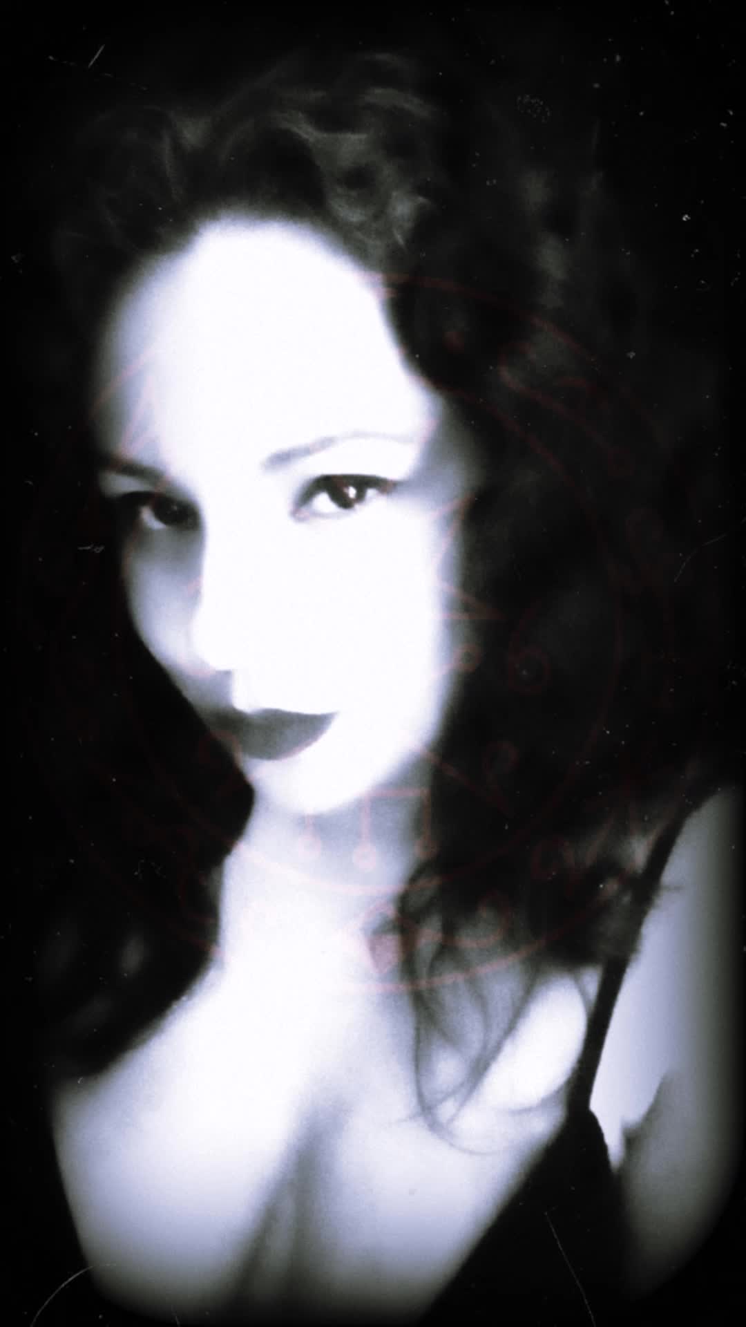 @Lilith Morticia