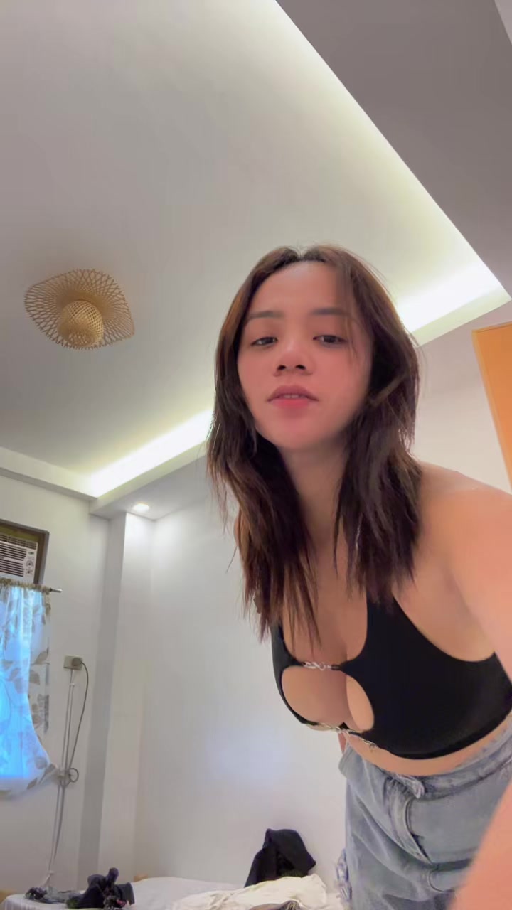 @Mikaellaperez