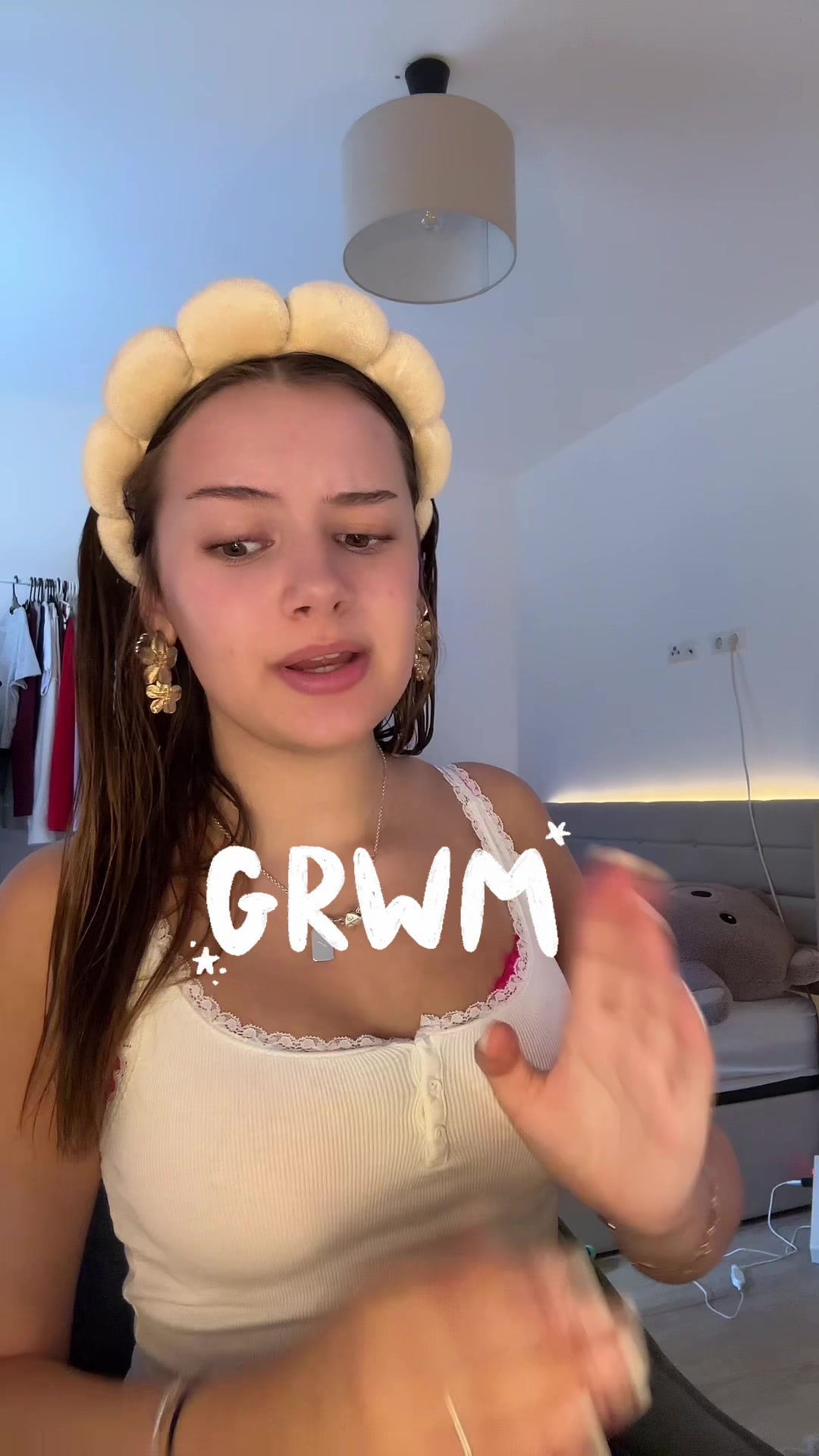 @cara24__