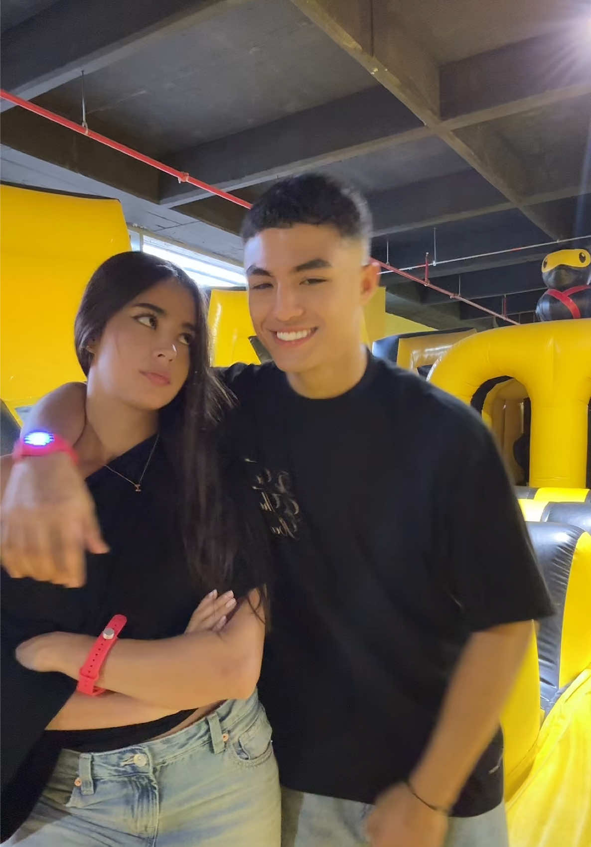@𝐇𝐮𝐠𝐨 🦦
