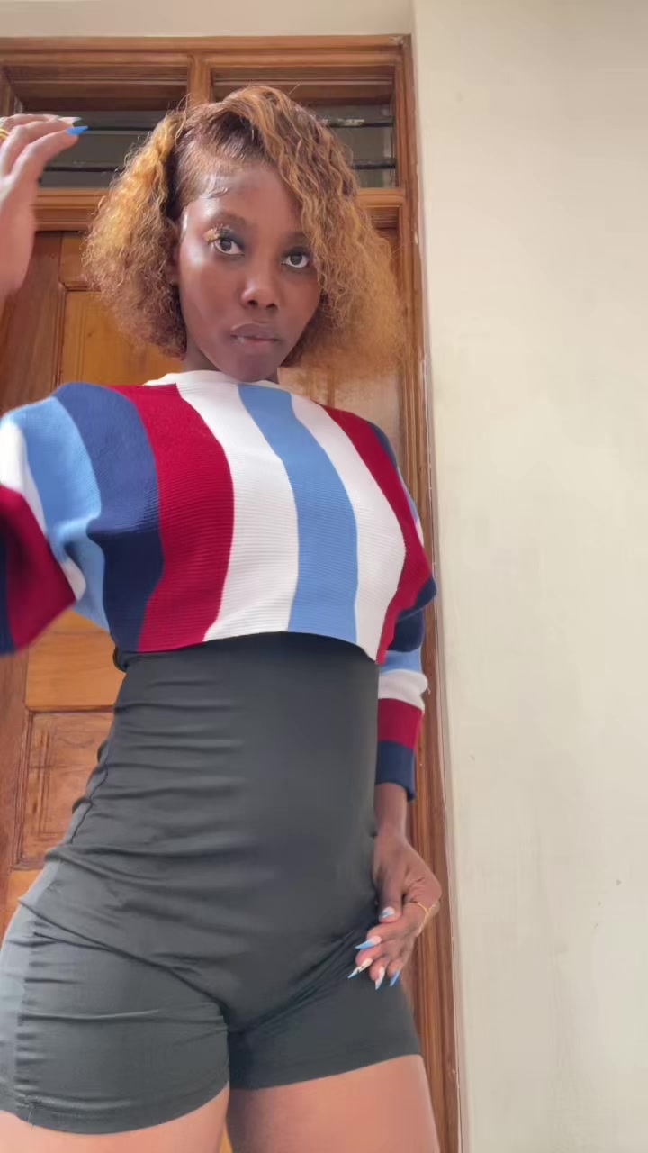 @lizzycruise29