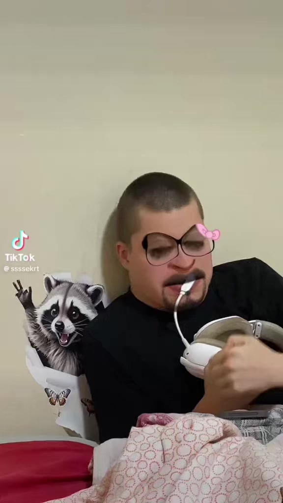 @Мотян