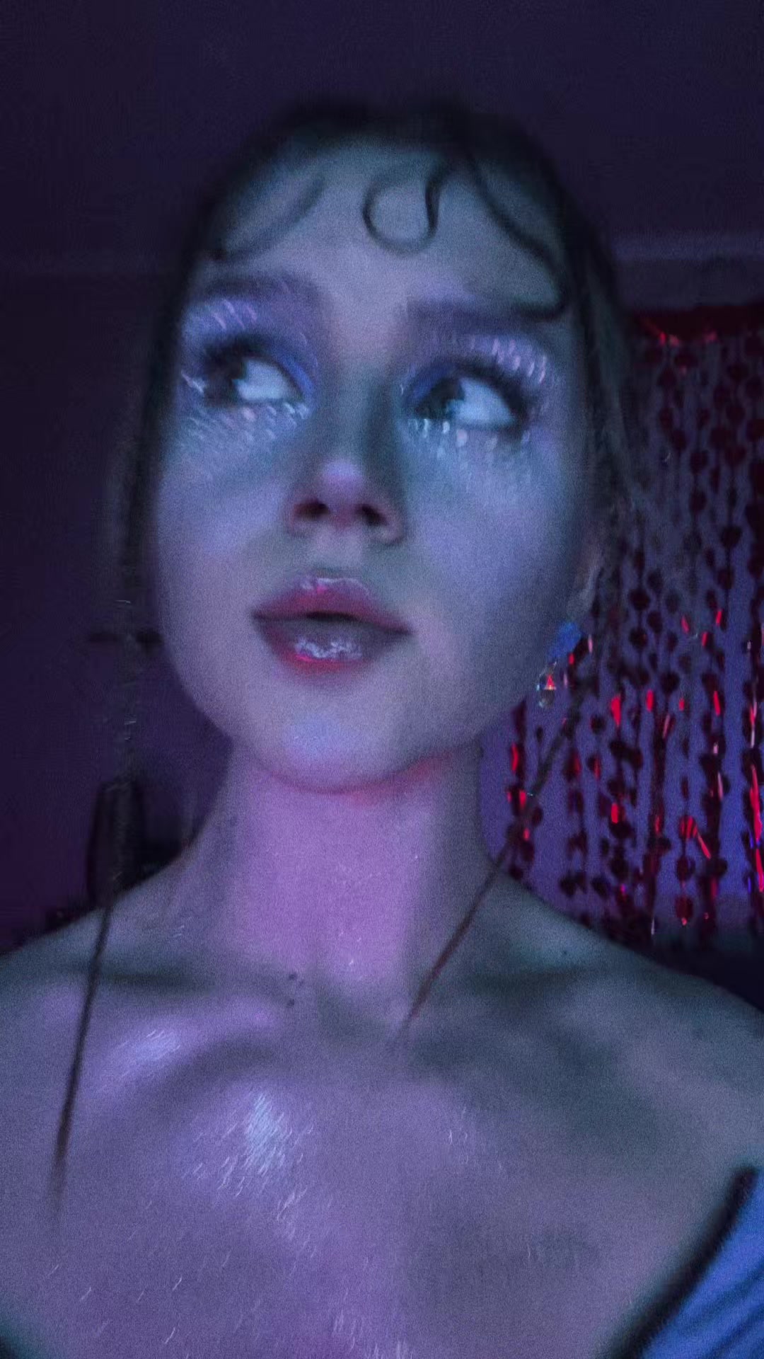 @_lisa23_