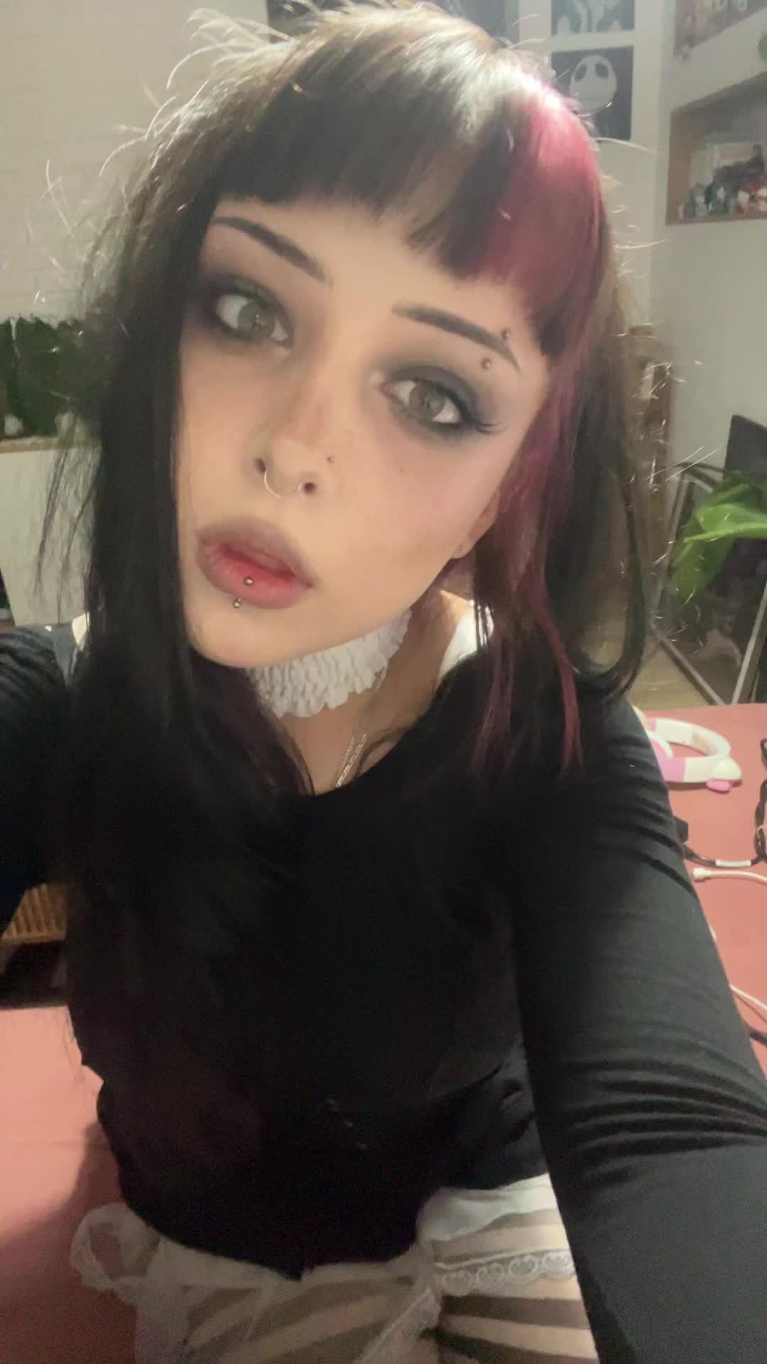 @vvikusia