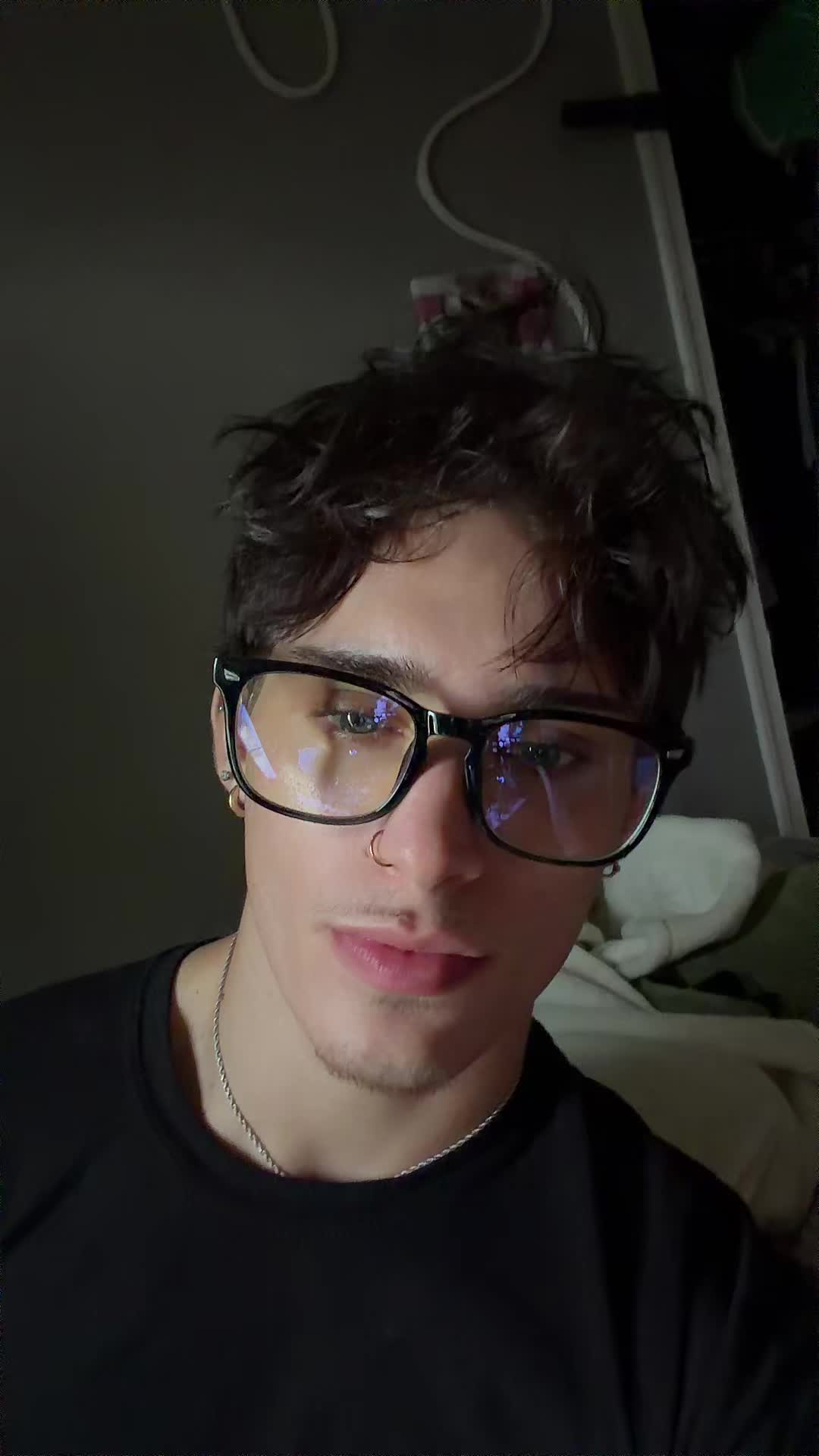 @AUS