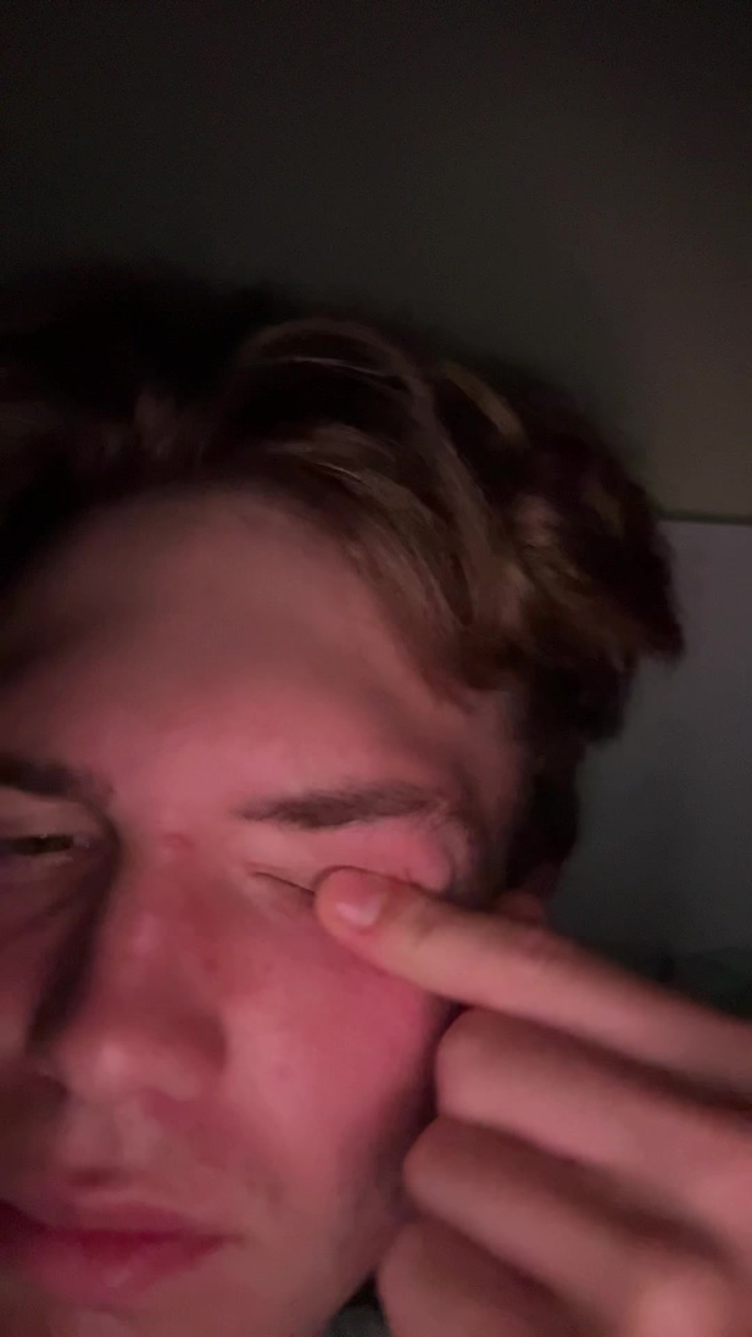 @Sqwimeee