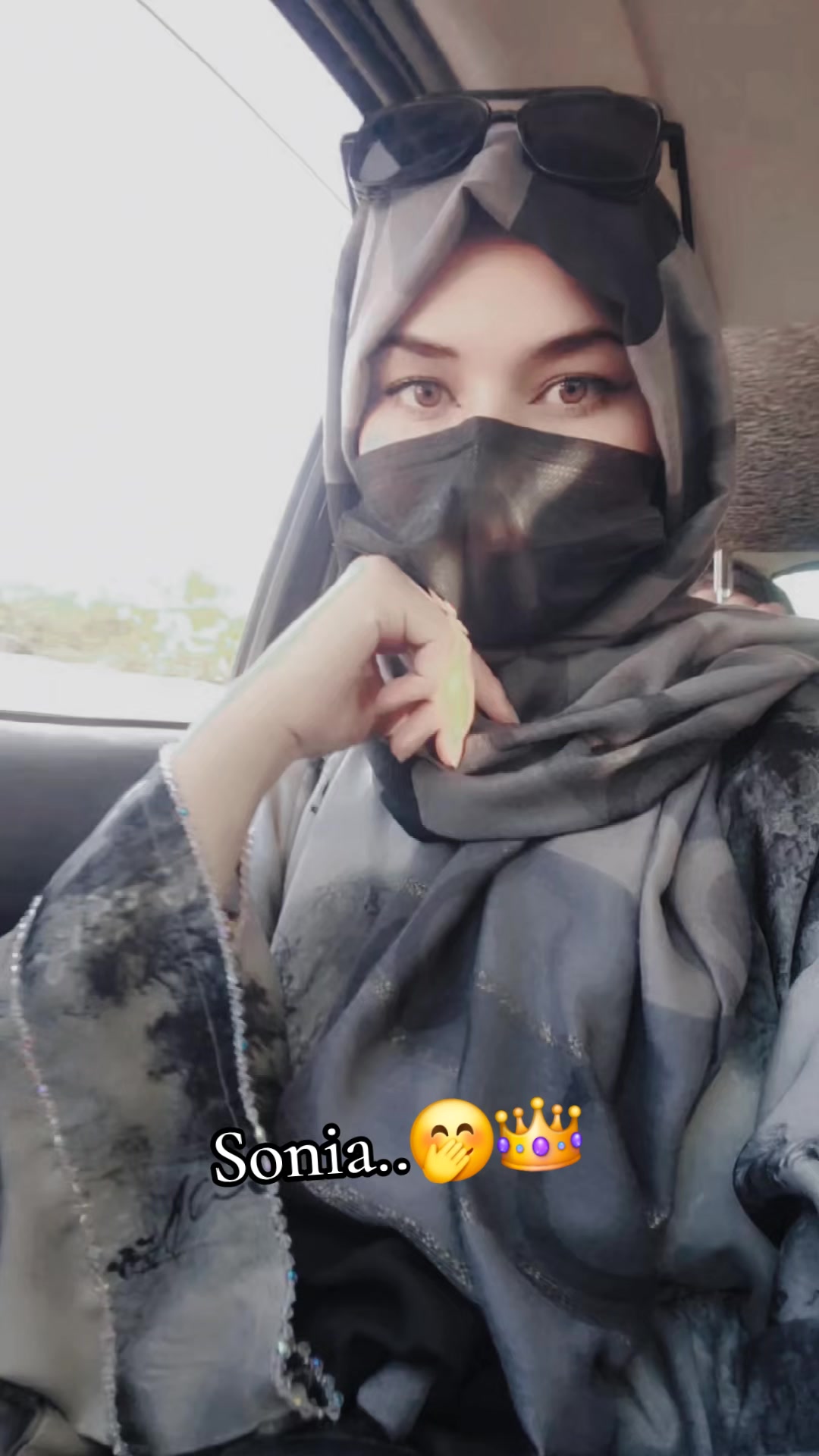 @sonia...49
