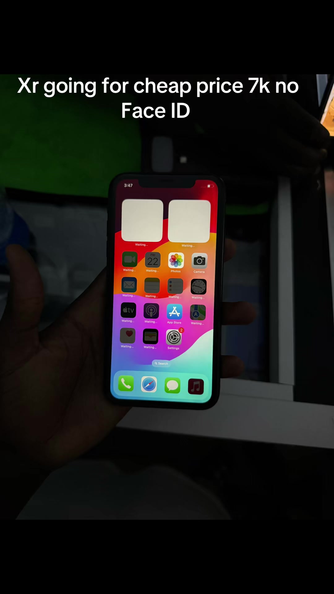 @Lil Susbi Apple Store