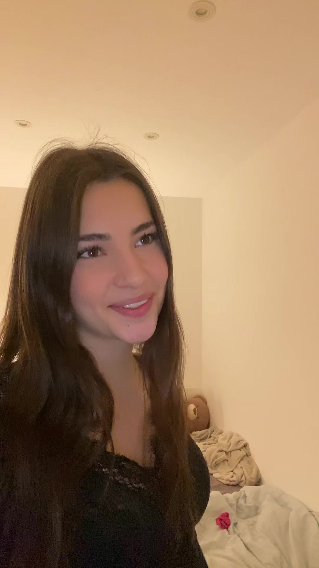 @𝐞𝐥𝐨𝐨