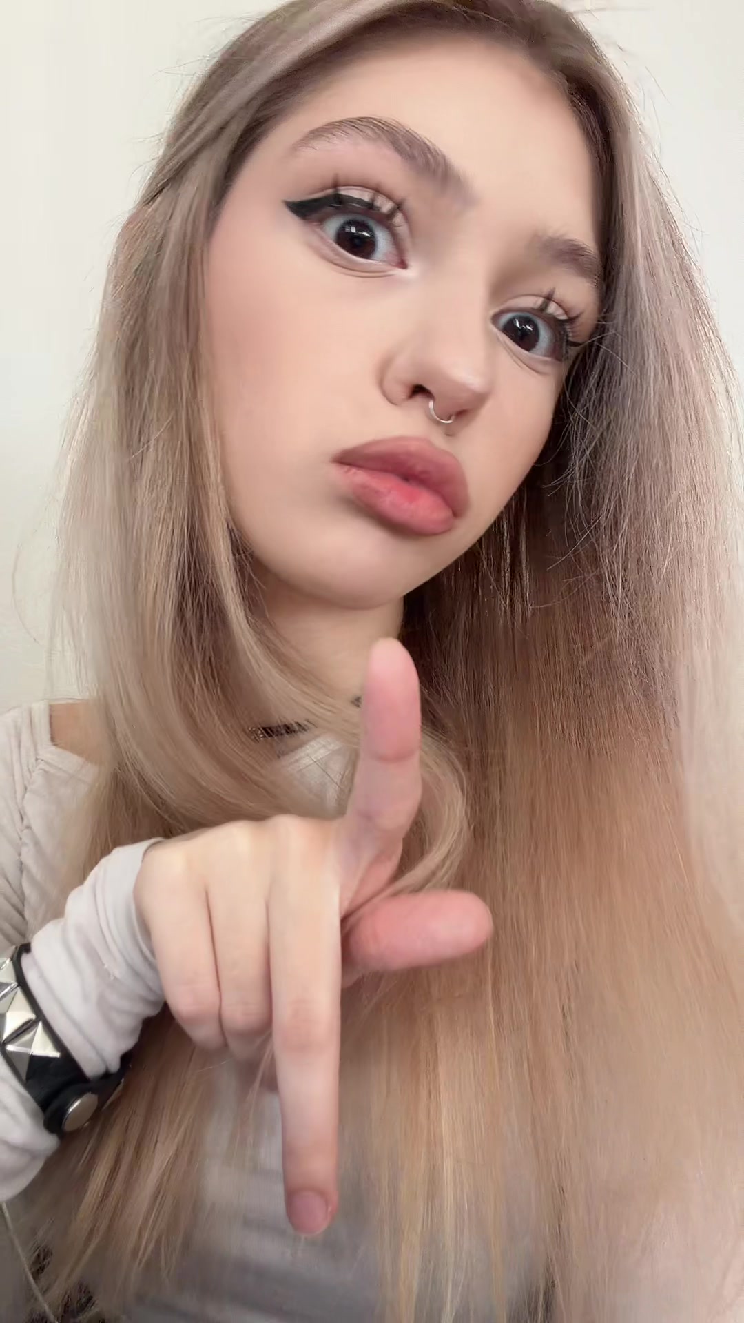 @тгк:pollluuxx🐾