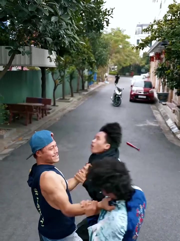 @Cả Rổ Phim