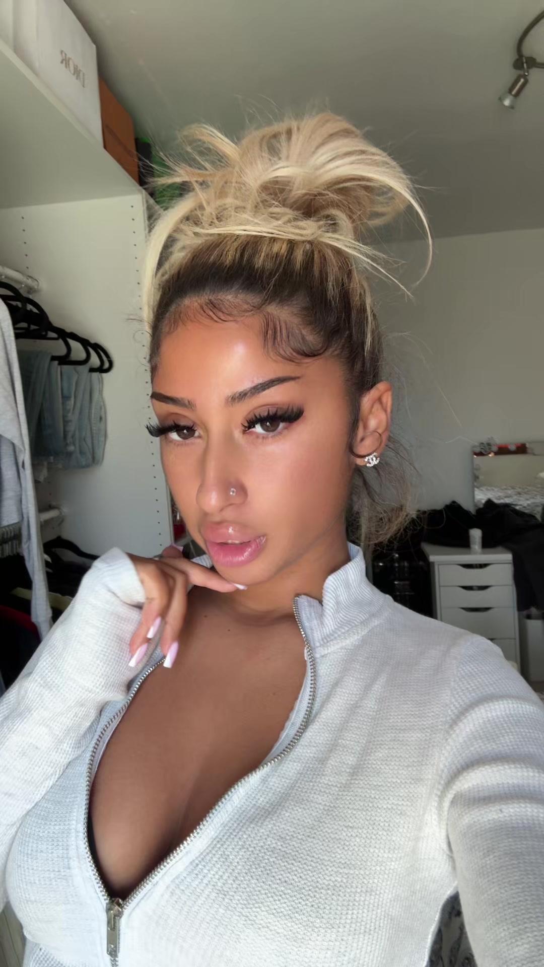@IAMICY