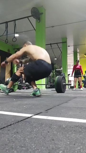 @leozamora89