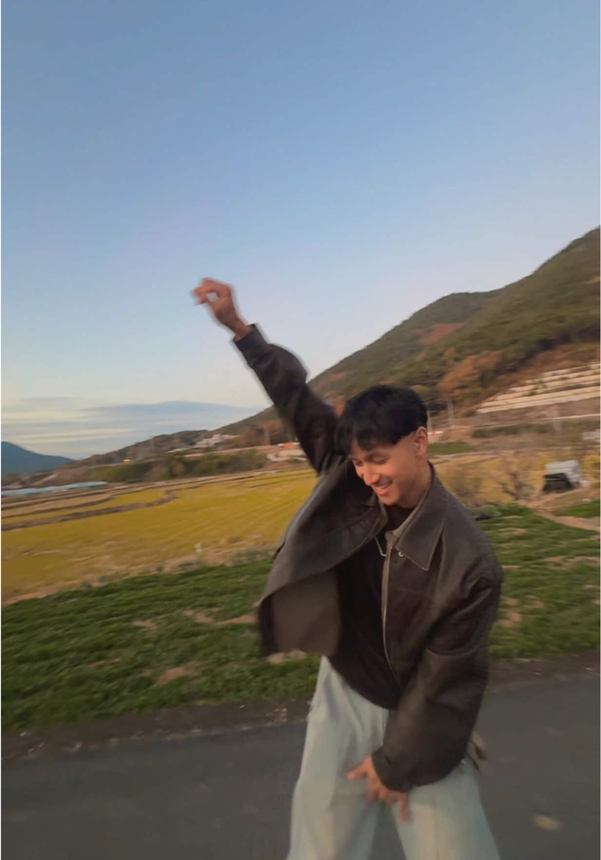 @RAKAL BOMZAN🇰🇷🇳🇵