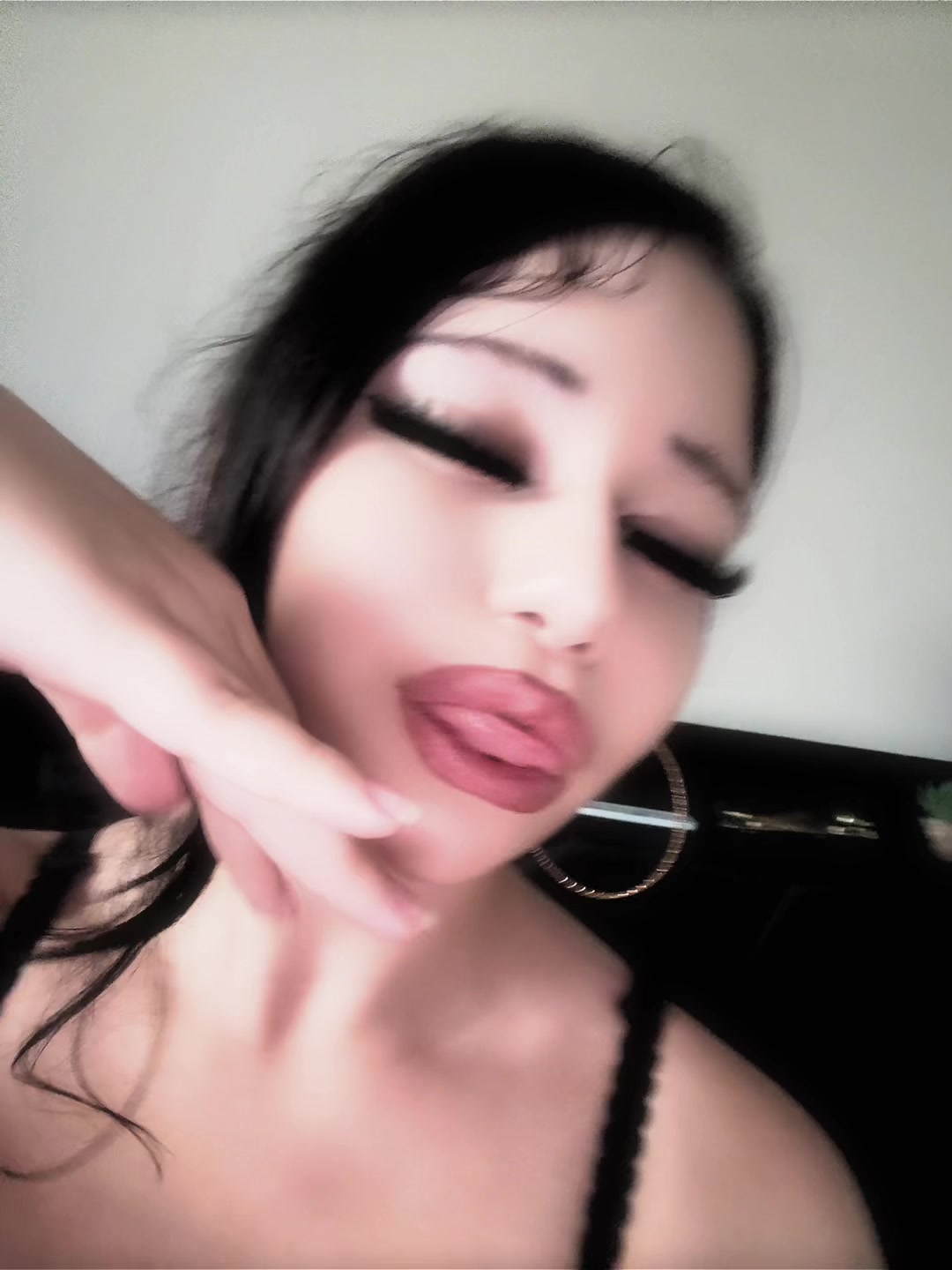 @✞