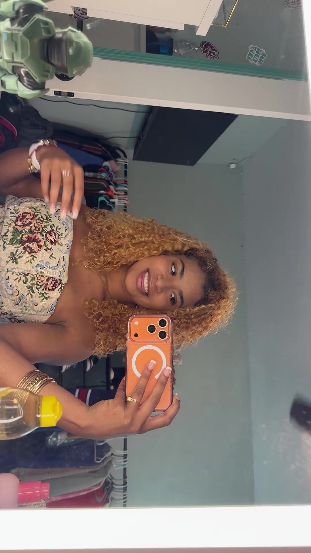 @Lanaa