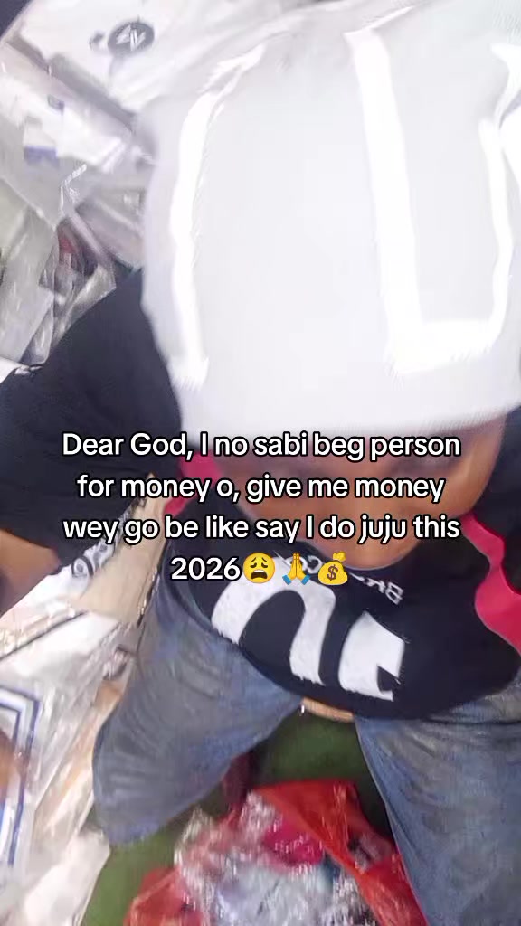 @Julia🦺🛍️