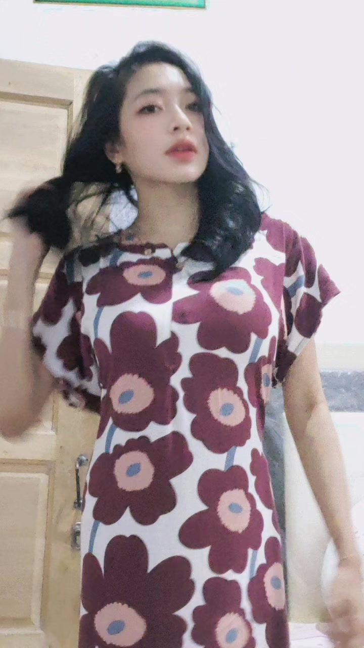 @Monee2