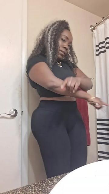 @Neishahamilton